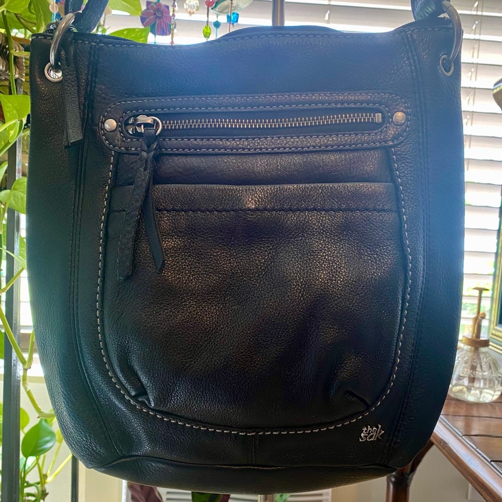 The Sak Black Leather Crossbody Shoulder Bag